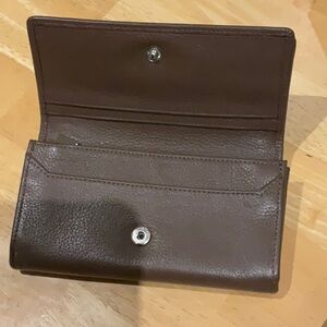 NWOT leather wallet🧓🏼MT